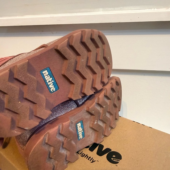 • Native Shoes Kids' Kensington Treklite Glitter Chelsea Boot - Picture 5 of 6